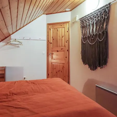 Aurinkoalppi 11a Paritalon Ylaekerta By Interhome *